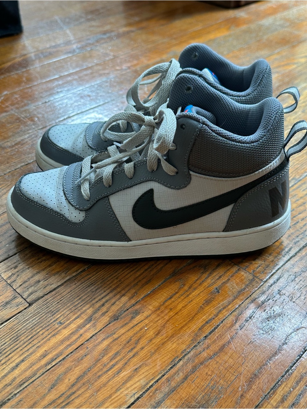 Nike Court Borough Mid (GS)